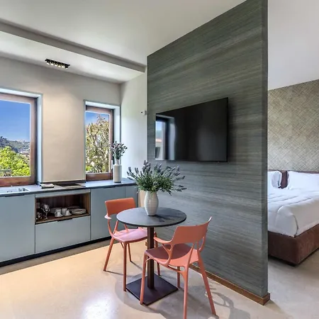 Wonder Suite With Balcony Walk To Sorrento Downtown By Feeling Italy *