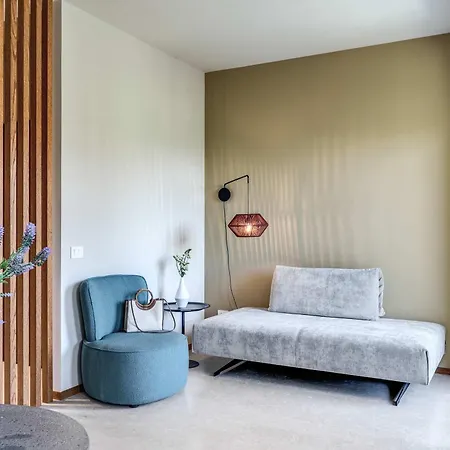 Wonder Suite With Balcony Walk To Sorrento Downtown By Feeling Italy Апартаменти Сорренто