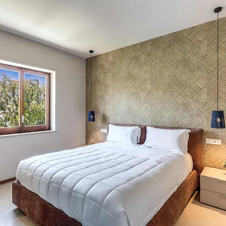 Апартаменти Wonder Suite With Balcony Walk To Sorrento Downtown By Feeling Italy